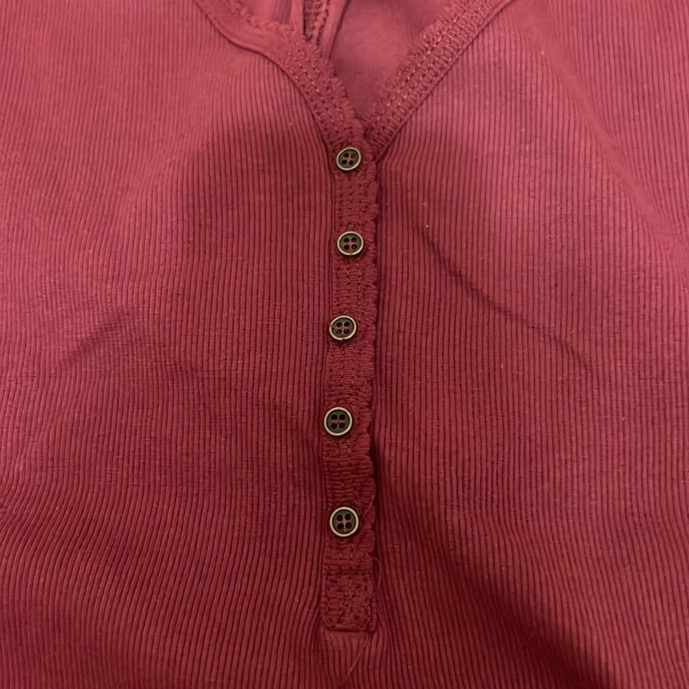 Cropped Baby Tee Never Worn Maroon Common Stitch Tee - Picture 3 of 4